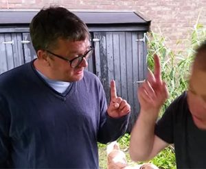 Hele vis heel houden op bbq
